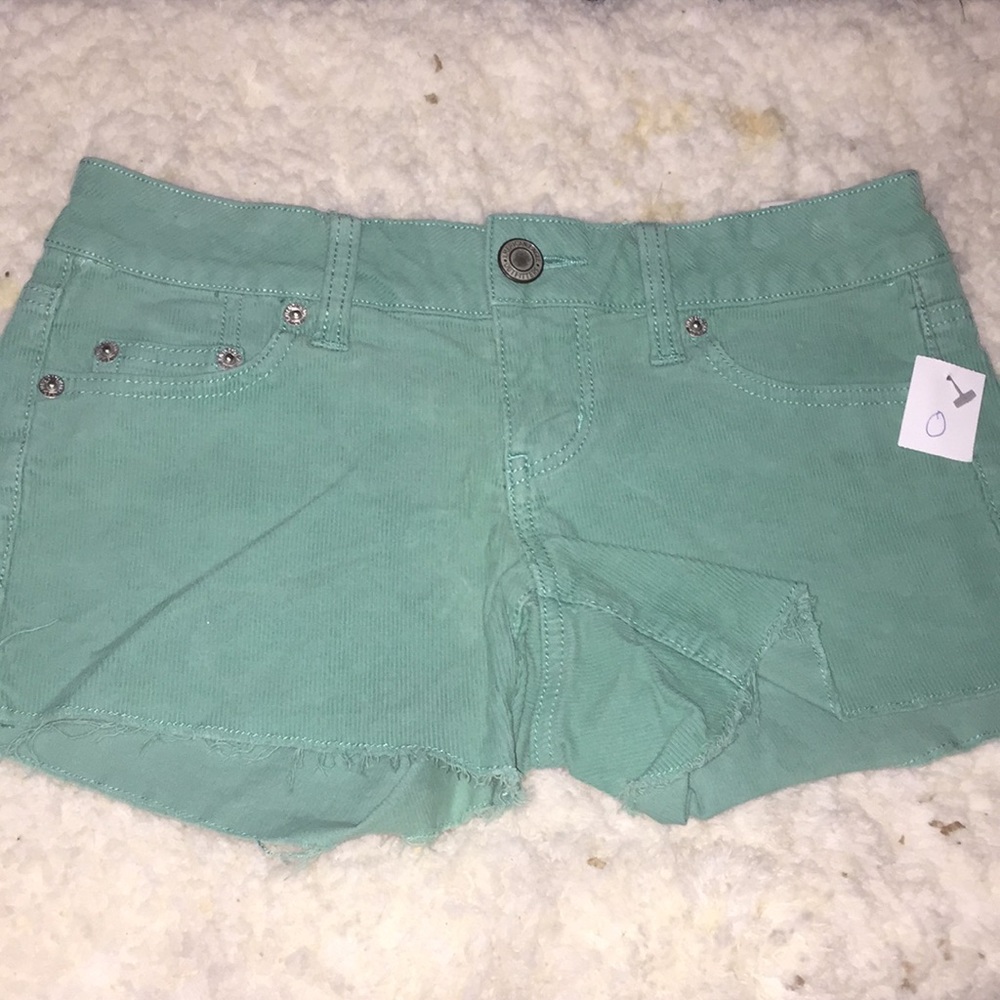 American eagle stretchy shorts